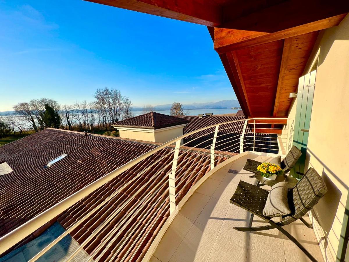 Paganini Suites And Apartments Сирмионе Экстерьер фото
