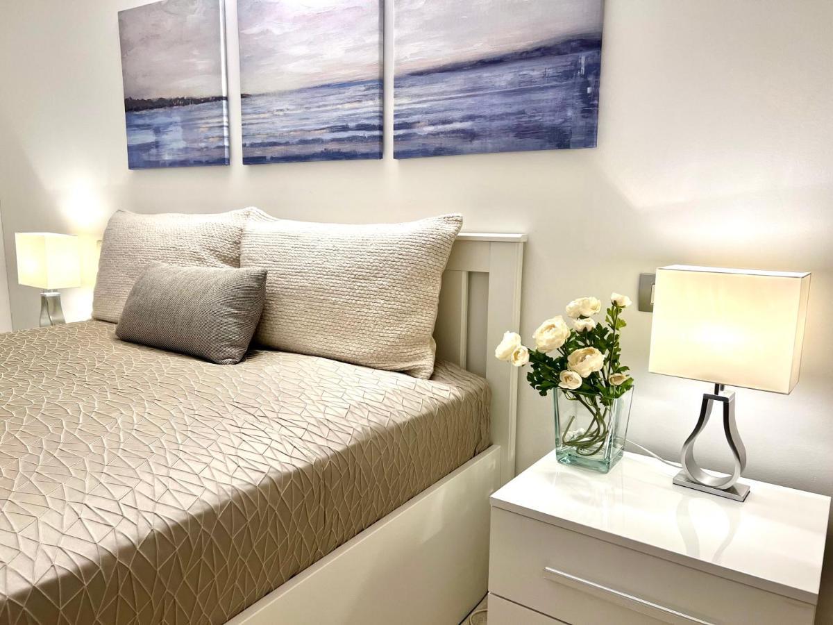 Paganini Suites And Apartments Сирмионе Экстерьер фото